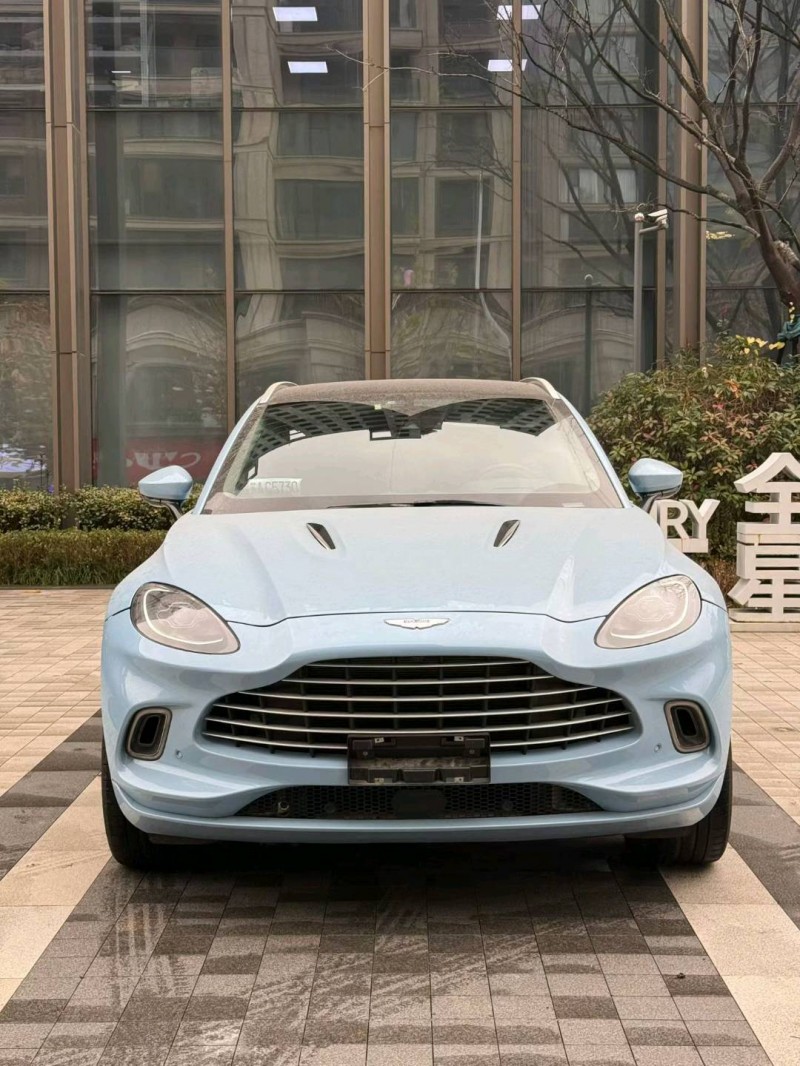 徐州22年阿斯顿·马丁DBX1