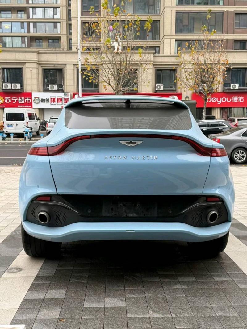 徐州22年阿斯顿·马丁DBX9