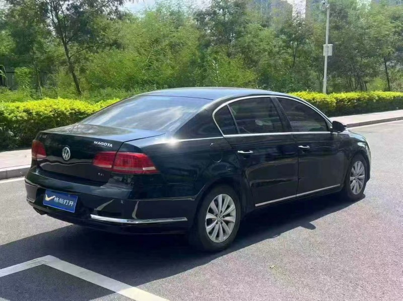 东莞16年大众迈腾8