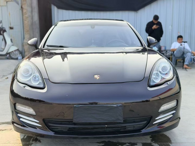 汕头10年保时捷帕拉梅拉1