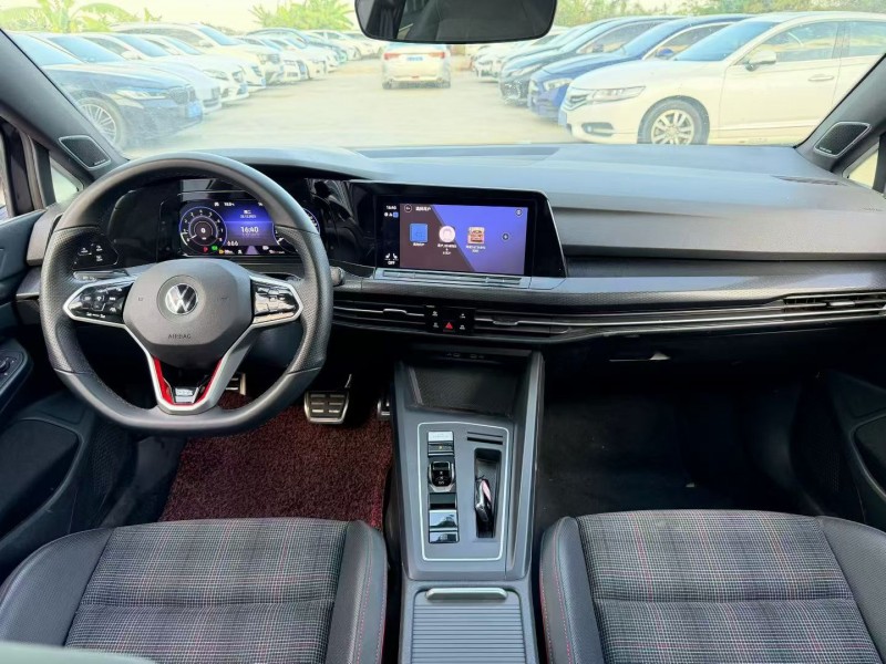 汕头22年大众高尔夫4