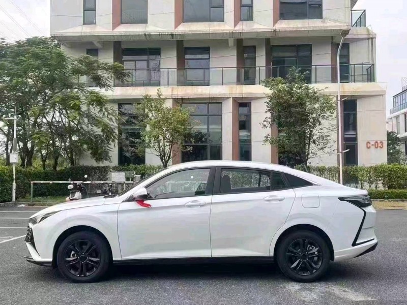 广州25年东风奕炫6