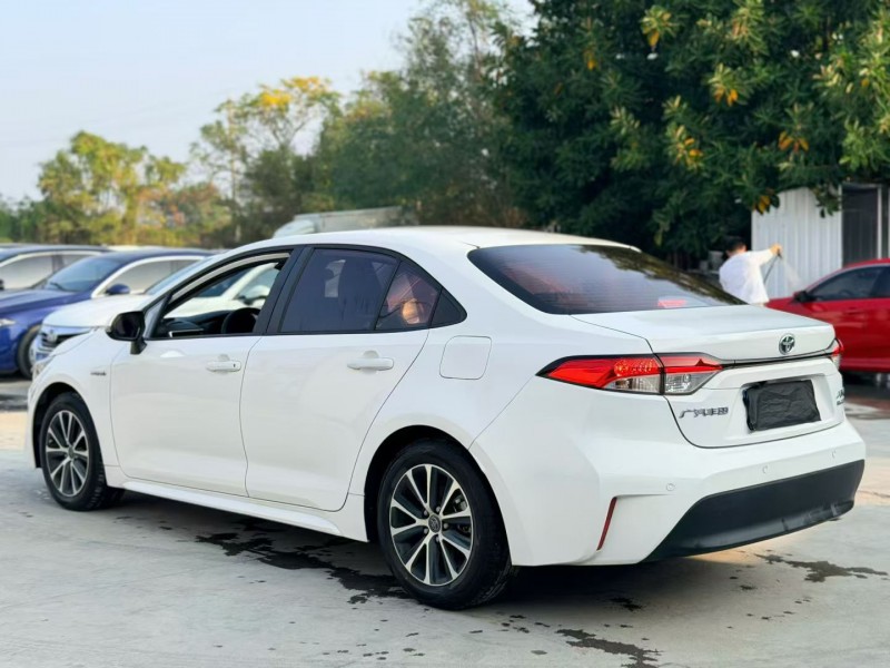 汕头23年丰田雷凌7