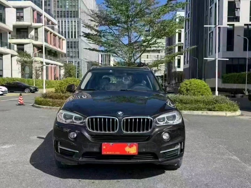 广州19年宝马X51
