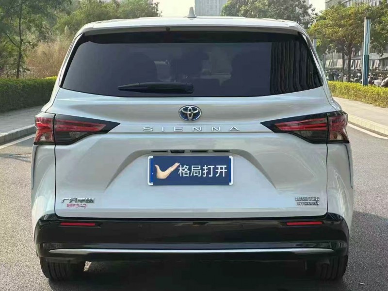 东莞22年丰田塞纳9