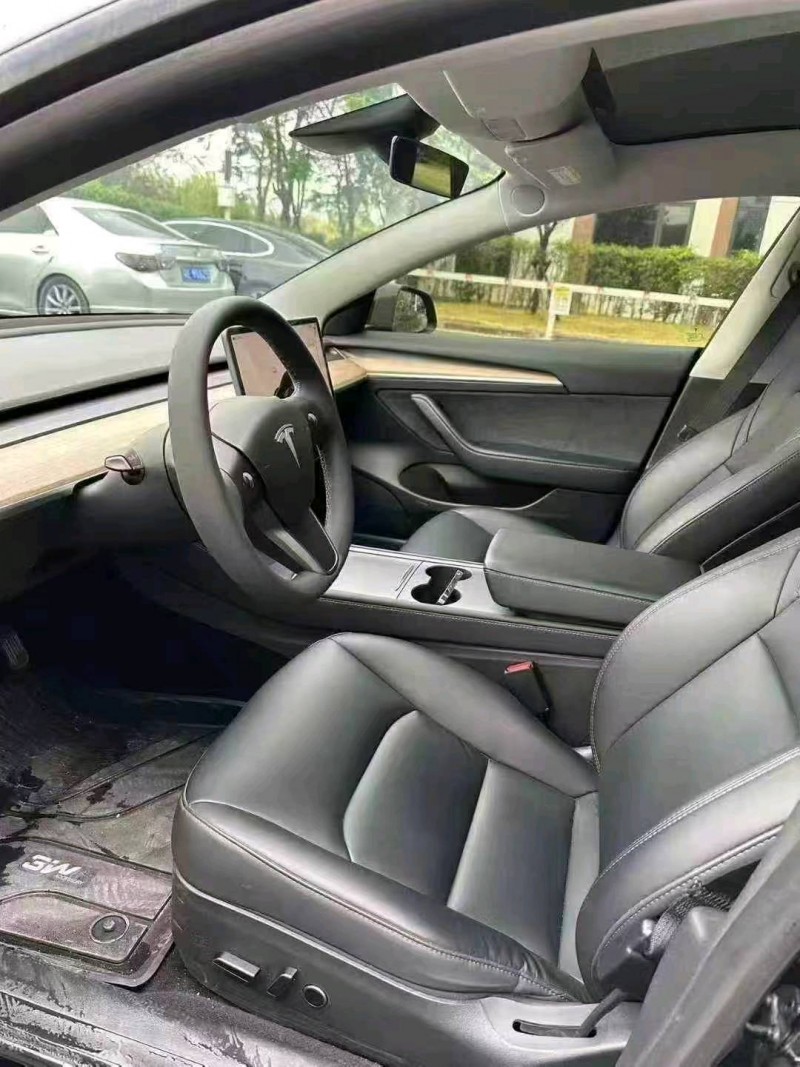 广州22年特斯拉MODEL 37