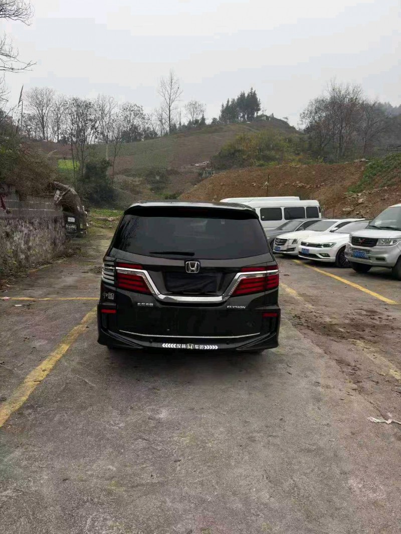 重庆17年本田艾力绅9