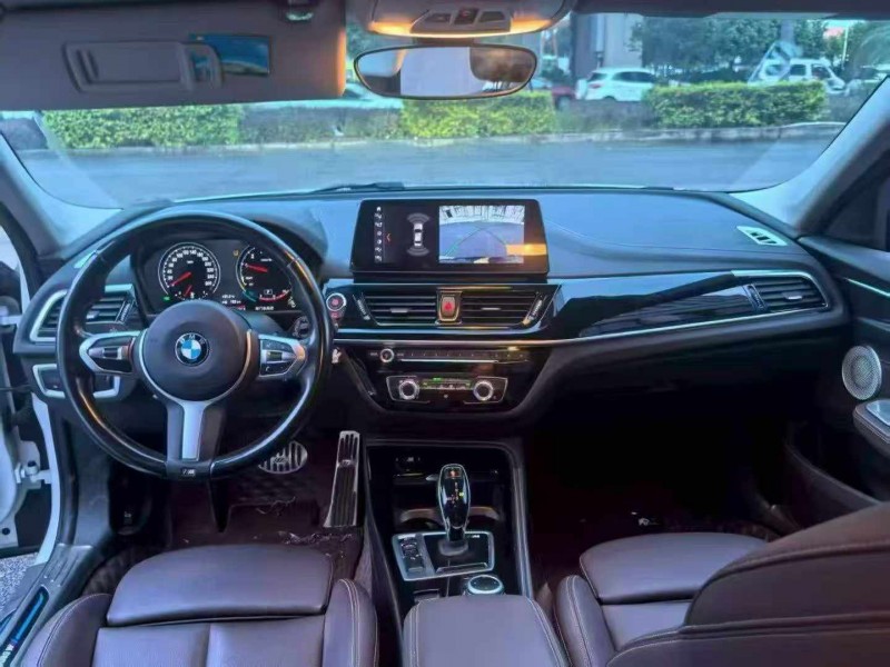 漳州21年宝马1系5