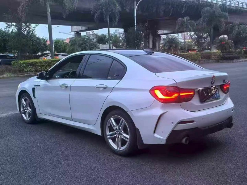 漳州21年宝马1系8