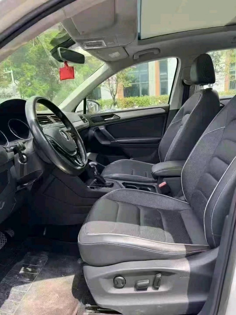 广州17年大众途观5