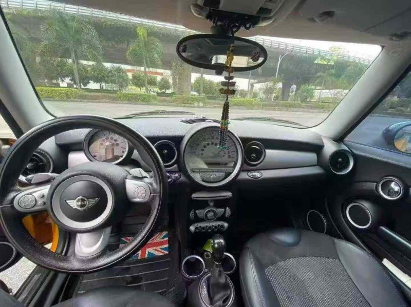 漳州09年MINICooper5