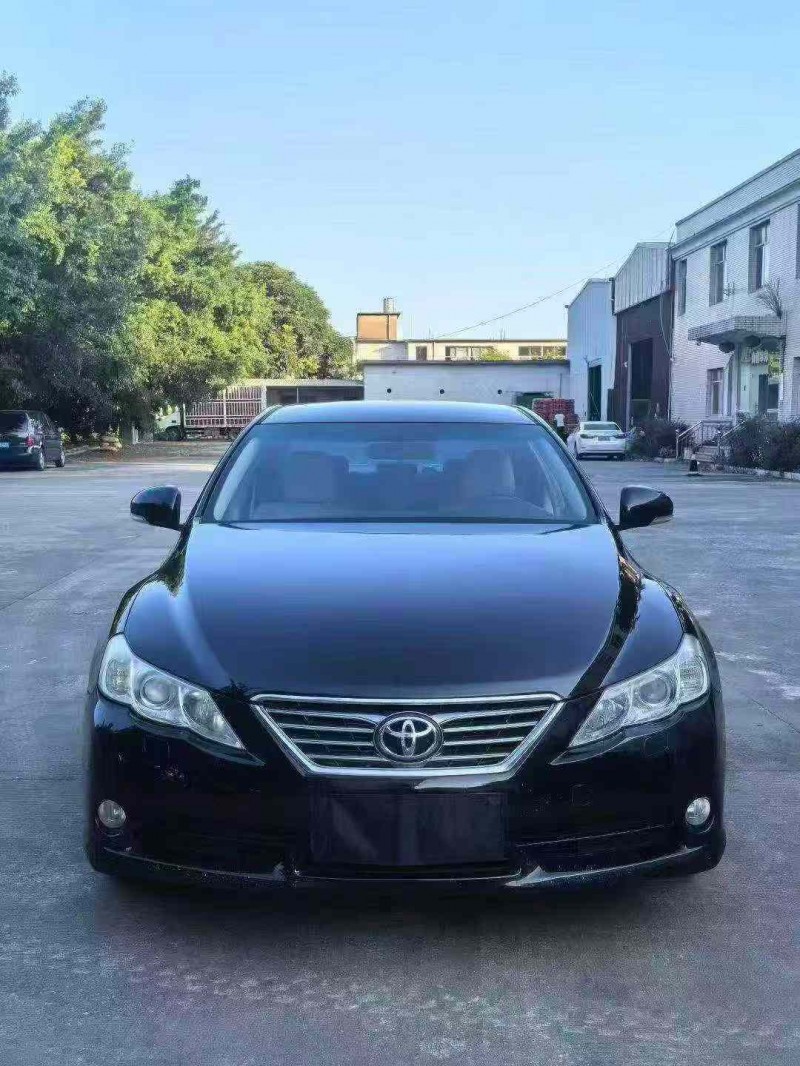 漳州12年丰田锐志1