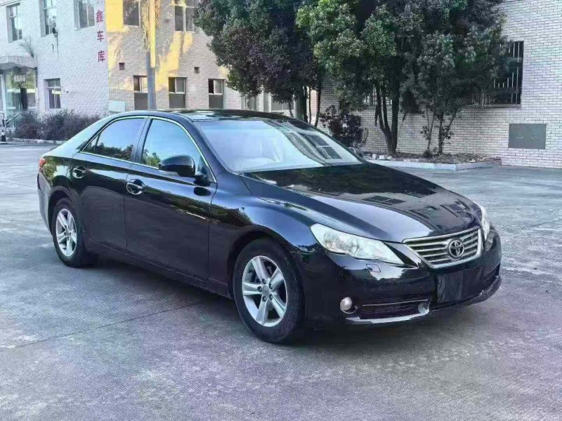 漳州12年丰田锐志2