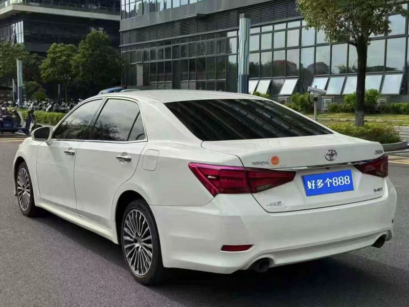 东莞18年丰田皇冠7