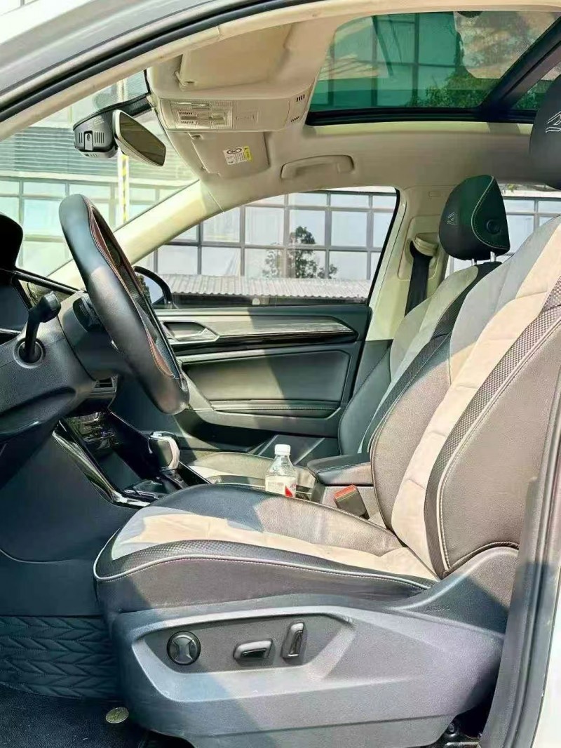 东莞21年大众探岳5