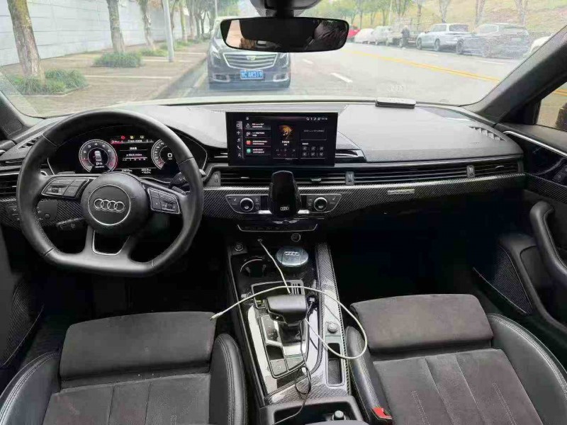 重庆23年奥迪A4L4