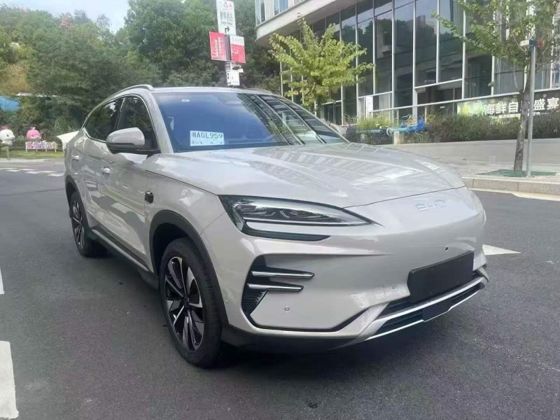 广州25年比亚迪宋2