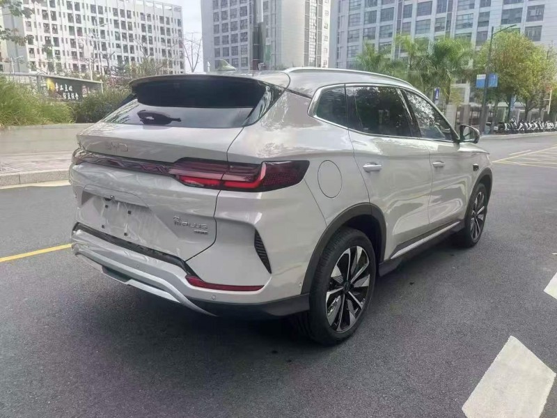 广州25年比亚迪宋6