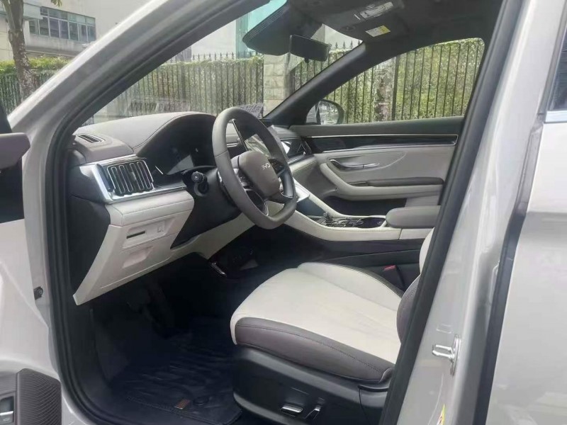 广州25年比亚迪宋7