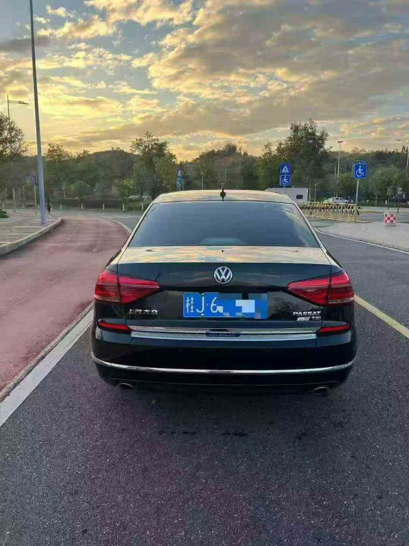 贵港18年大众帕萨特9