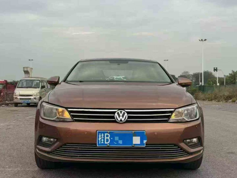 北海17年大众凌渡1