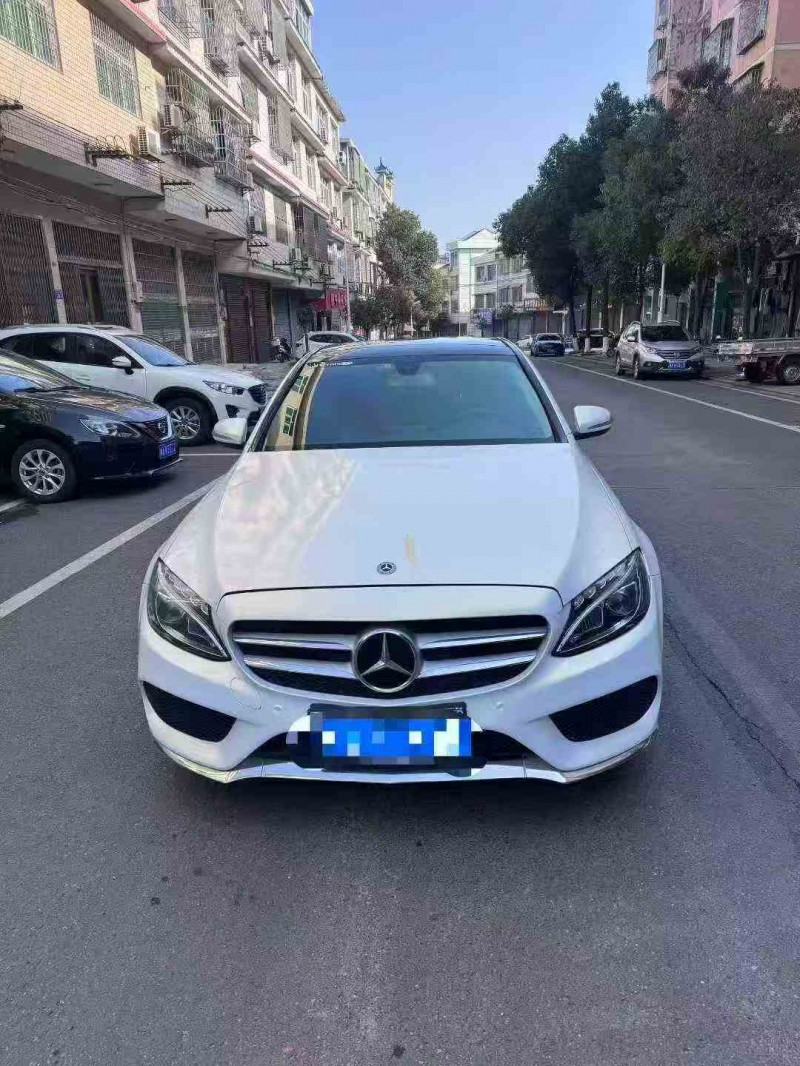 张家界18年奔驰C1