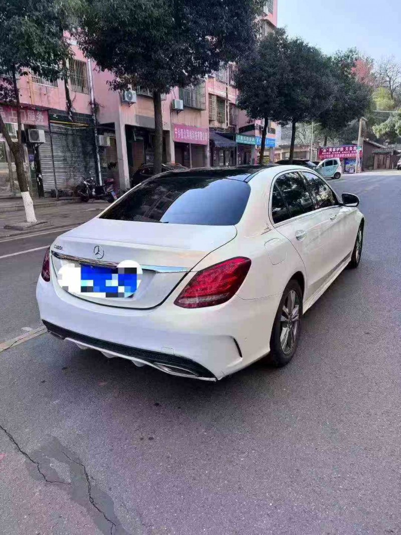 张家界18年奔驰C9