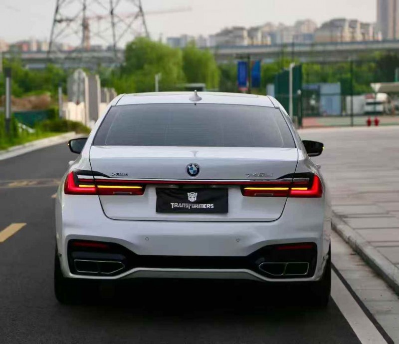 广州16年宝马7系5