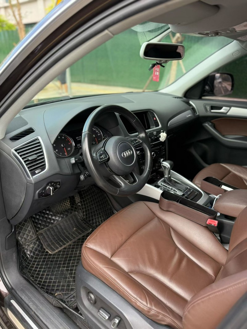 昆明16年奥迪Q54