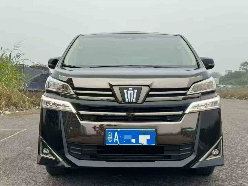 珠海22年丰田威尔法1