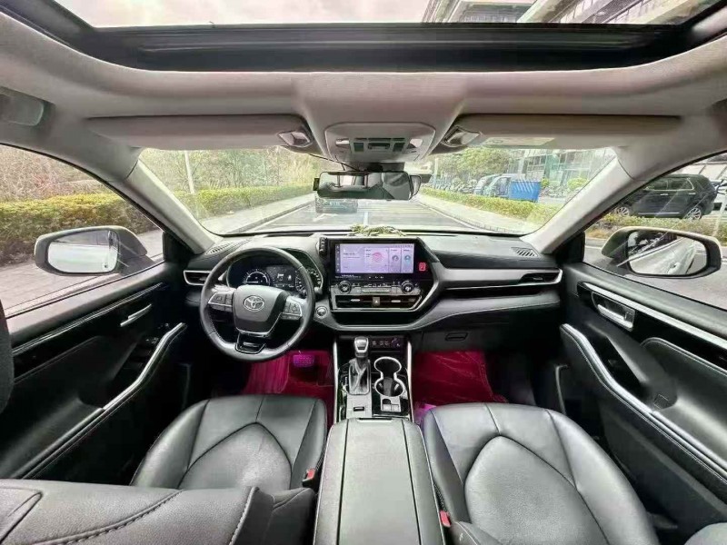 广州23年丰田汉兰达5