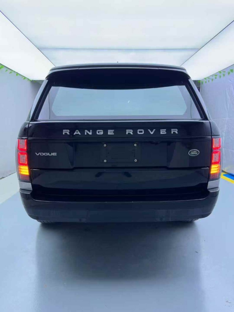 广州18年路虎揽胜行政9