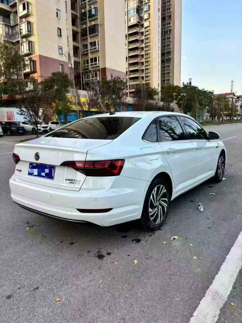 衡阳22年大众速腾7