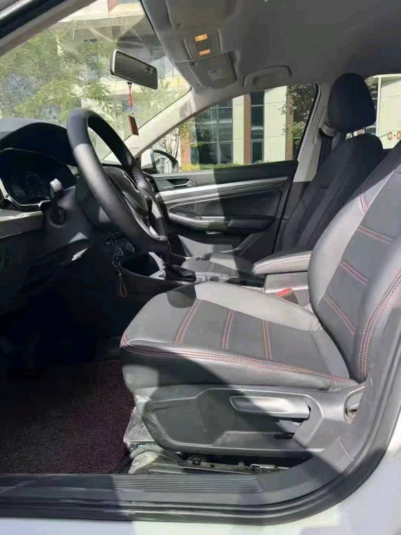 广州21年大众宝来5