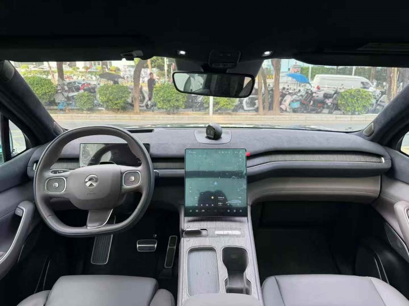 广州23年蔚来ES75