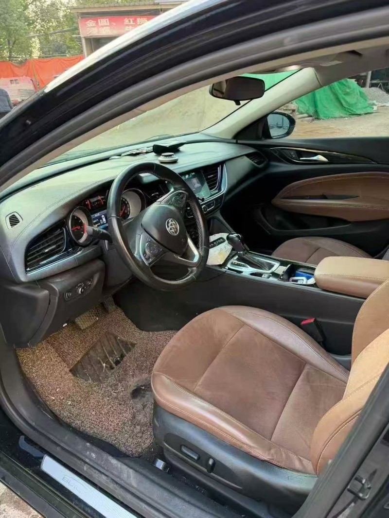 菏泽20年别克君威6