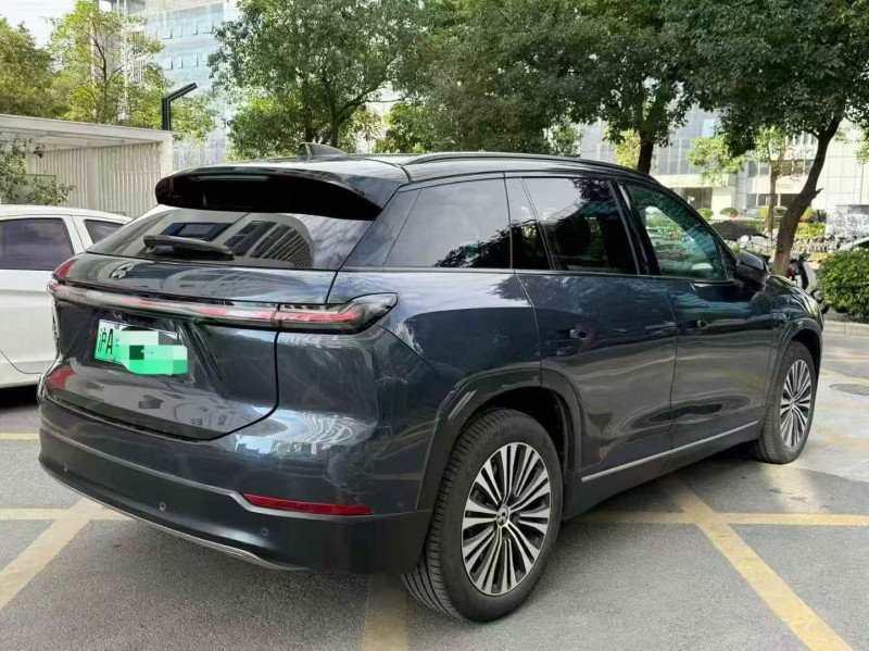 广州23年蔚来ES77