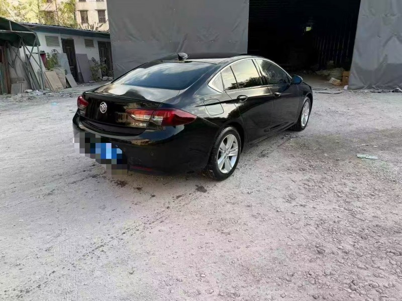 菏泽20年别克君威7