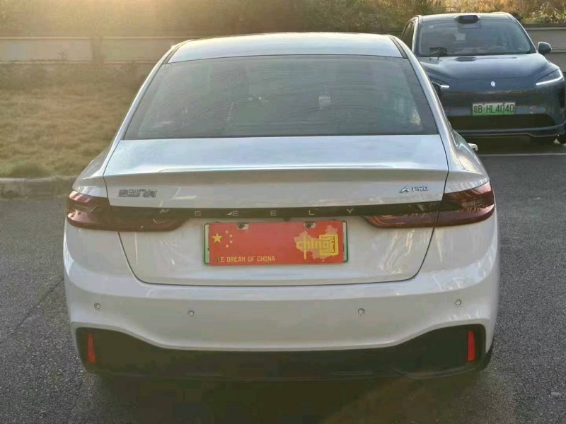 广州22年吉利几何4