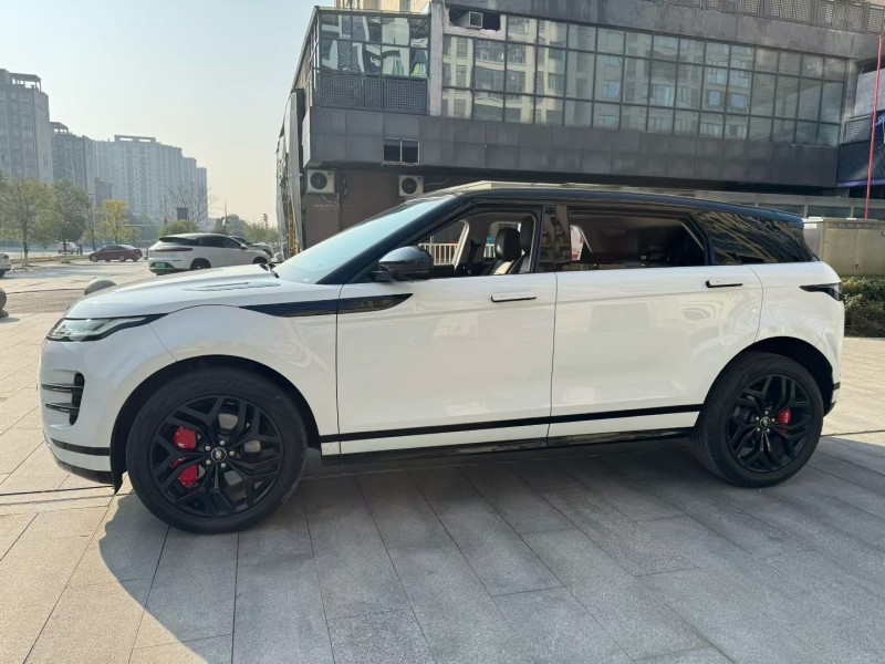 上饶23年路虎极光2