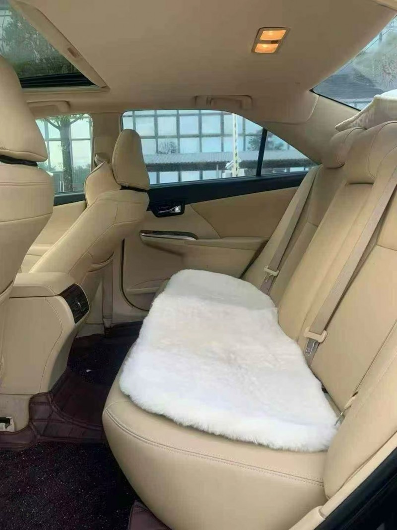 东莞16年丰田凯美瑞5