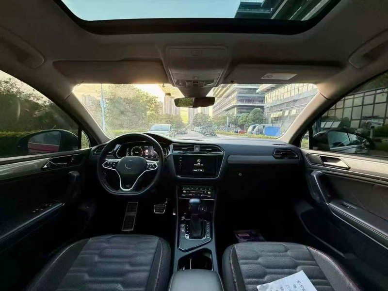 东莞21年大众途观5