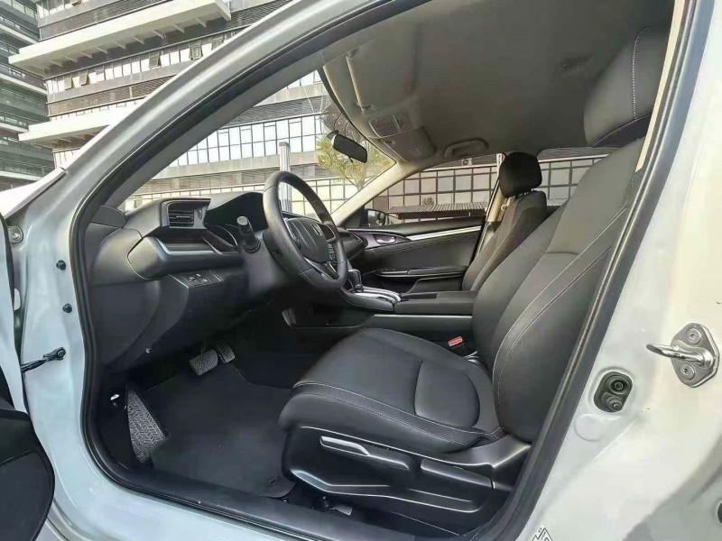 东莞21年本田思域4