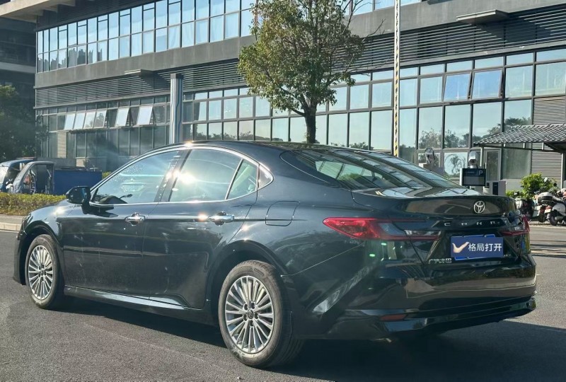 东莞25年丰田凯美瑞7