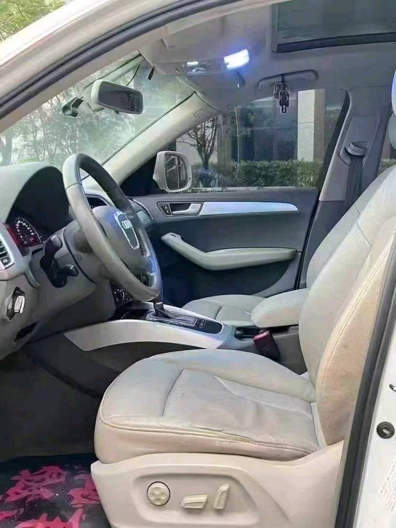 广州12年奥迪Q55