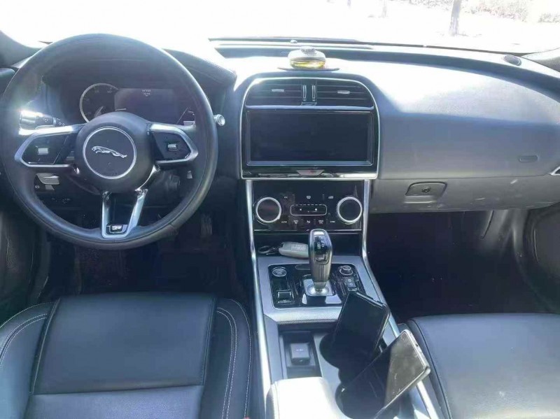 郑州22年捷豹XEL8