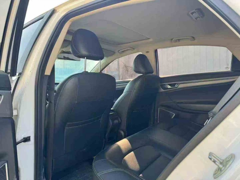 郑州18年吉利帝豪7