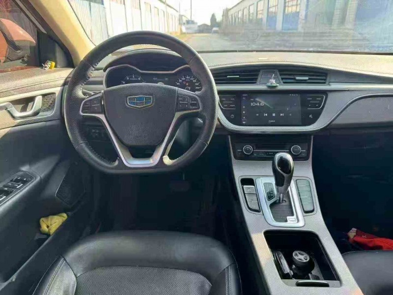 郑州18年吉利帝豪8