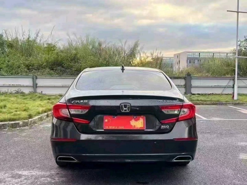 广州18年本田雅阁4