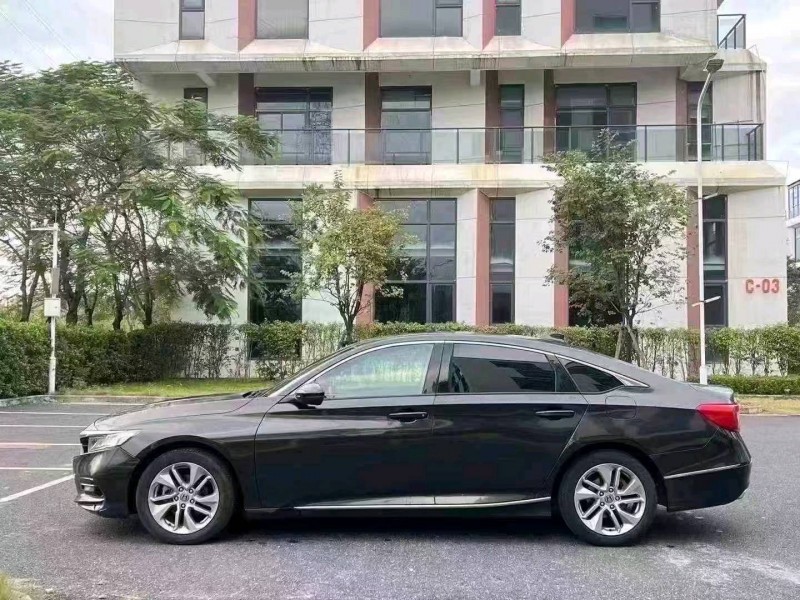 广州18年本田雅阁6